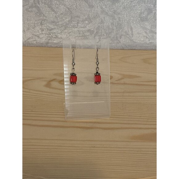 Red Cube Silver Fishhook Pierced Beaded Dangle Drop Earrings - Picture 2 of 4
